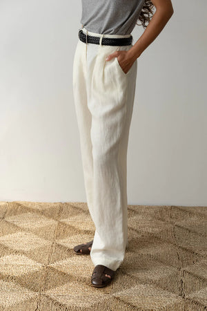 Donni - The Linen Pleated Pant