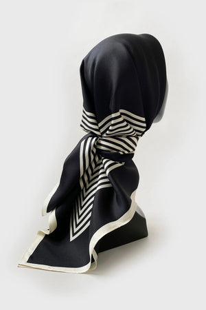 Lescarf - No. 2 (black) 90x90