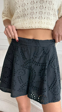 Charli - Laina Broderie Shorts (black)