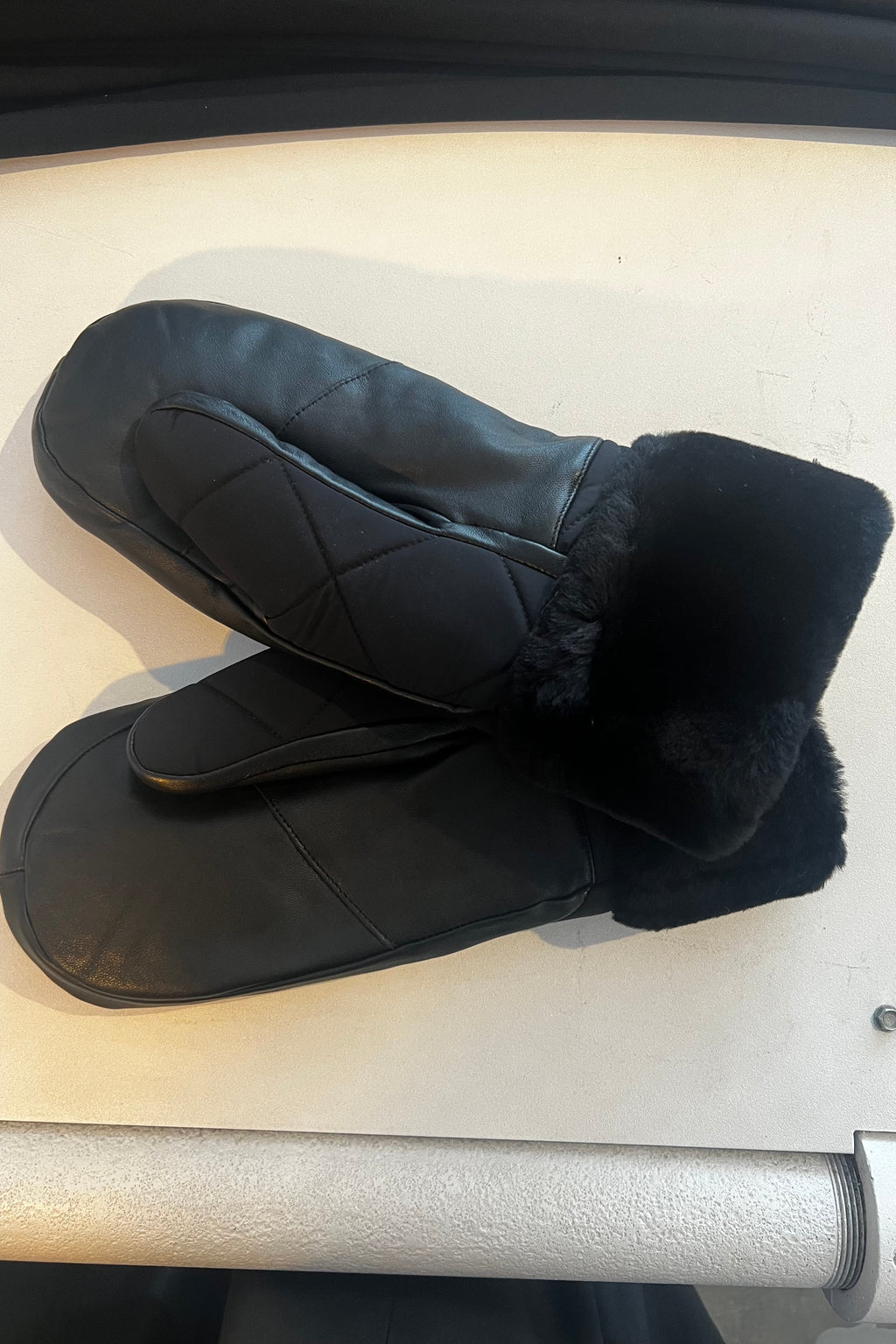 Mackage - Jazmina Mittens