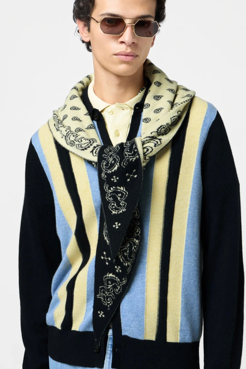 Guest in Residence - The Wild Rag (midnight/butter)