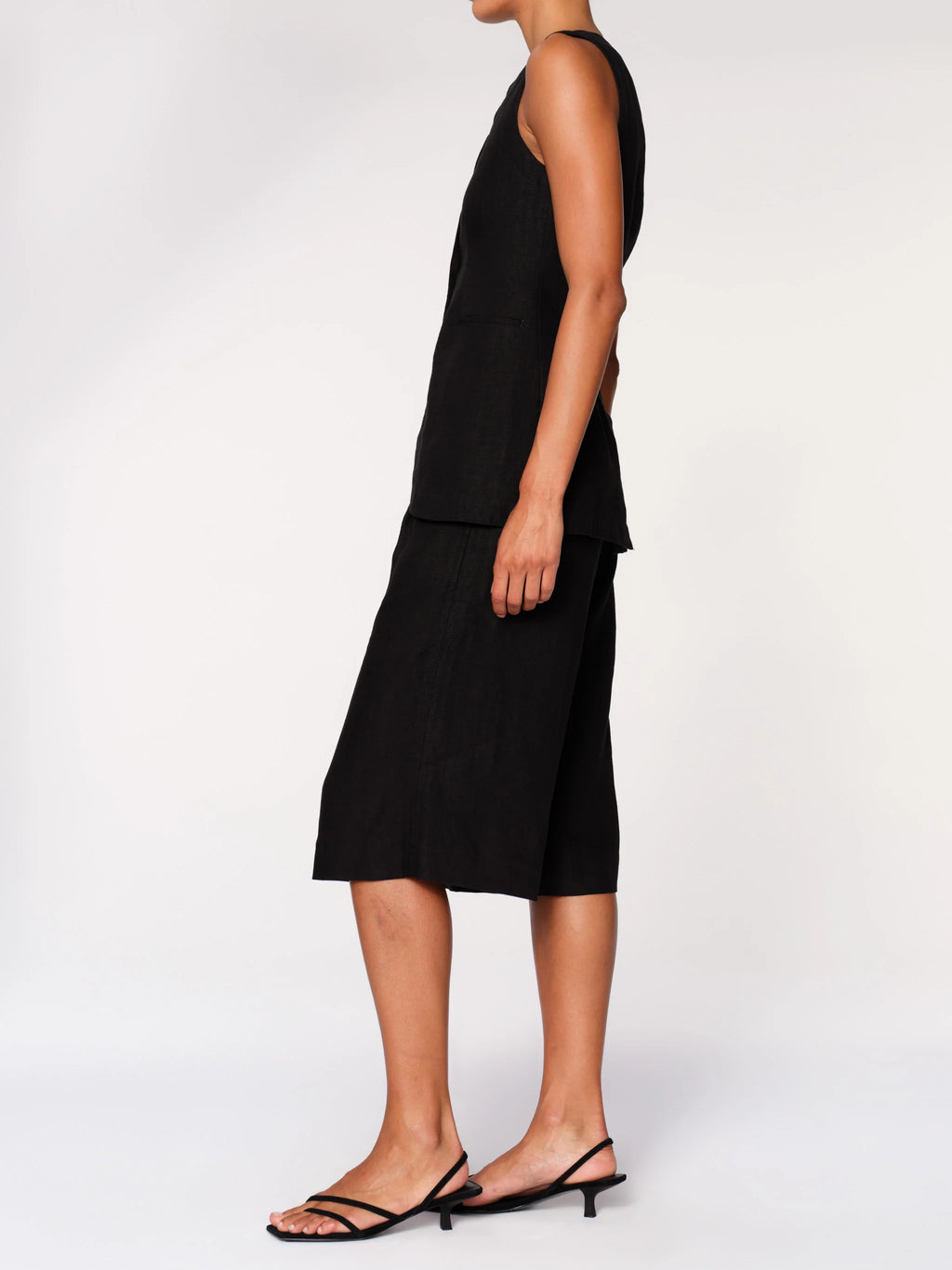 DL1961 - Hepburn Shorts (Black Linen)