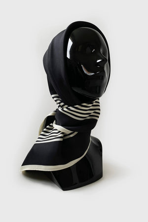 Lescarf - No. 2 (black) 90x90