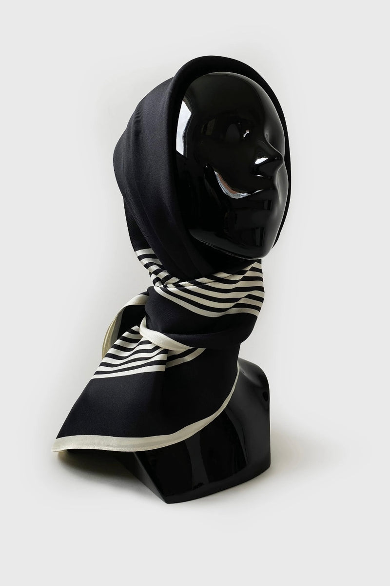 Lescarf - No. 2 (black) 90x90
