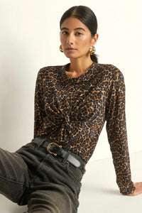 Nation LTD> - Marion Twist Front Tee (winter leopard)