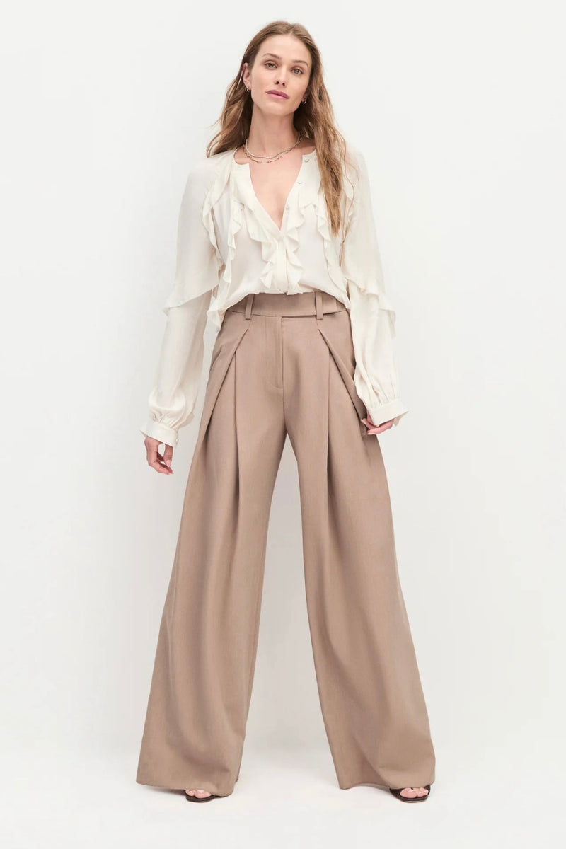 Favorite Daughter - The Because of You Top (ivory)