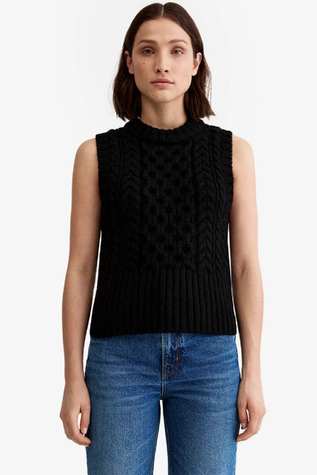 Smythe - Cableknit Crewneck Vest - FA25004