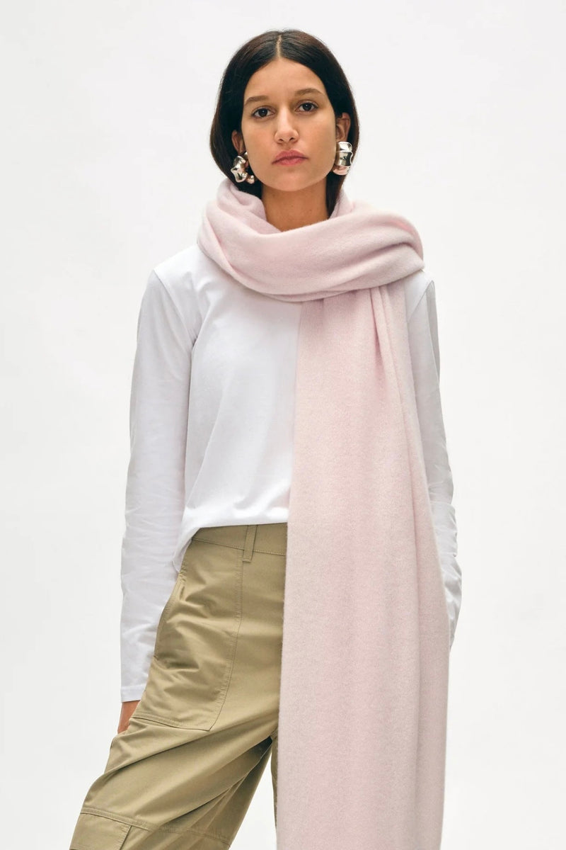 White + Warren - Cashmere Travel Wrap (pink sand)