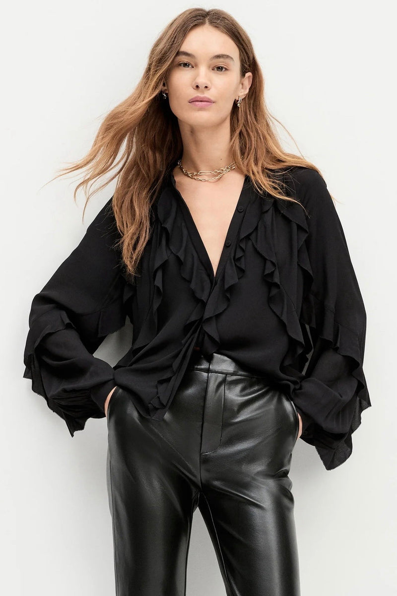 Favorite Daughter - The Because of You Top (black)