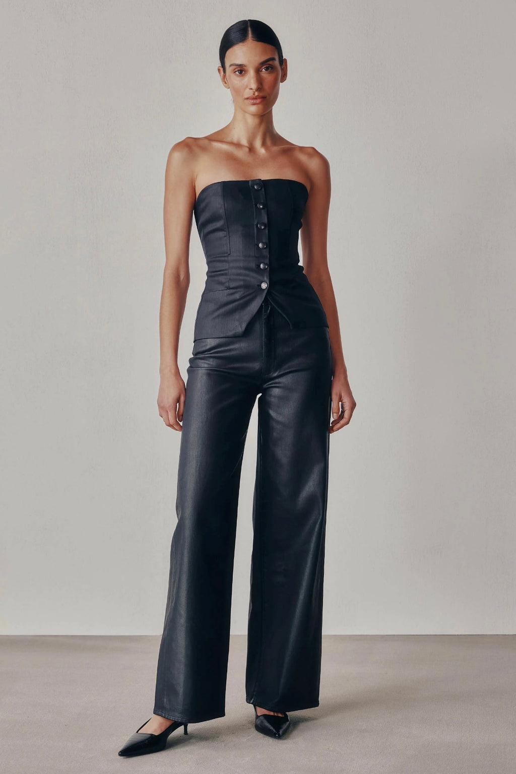 DL1961 - Karmine Refined Wide Leg (Black Coated)