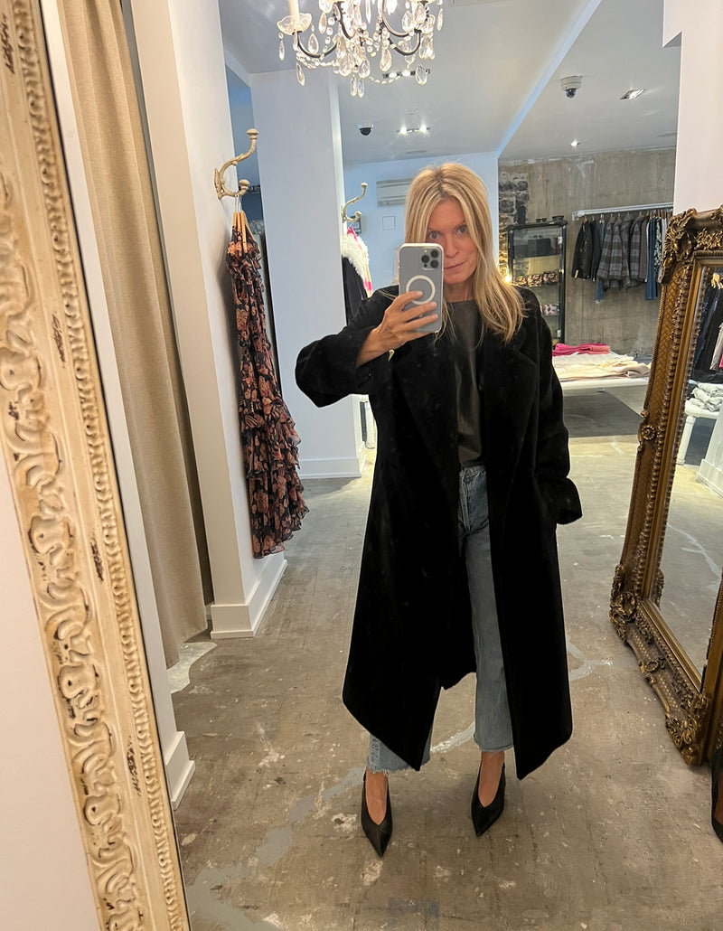 Normeet - Alpaca Coat