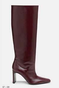 Dorothee Schumacher  Footwear - Chic Sophistication Wide Tall Boot (bordeaux)