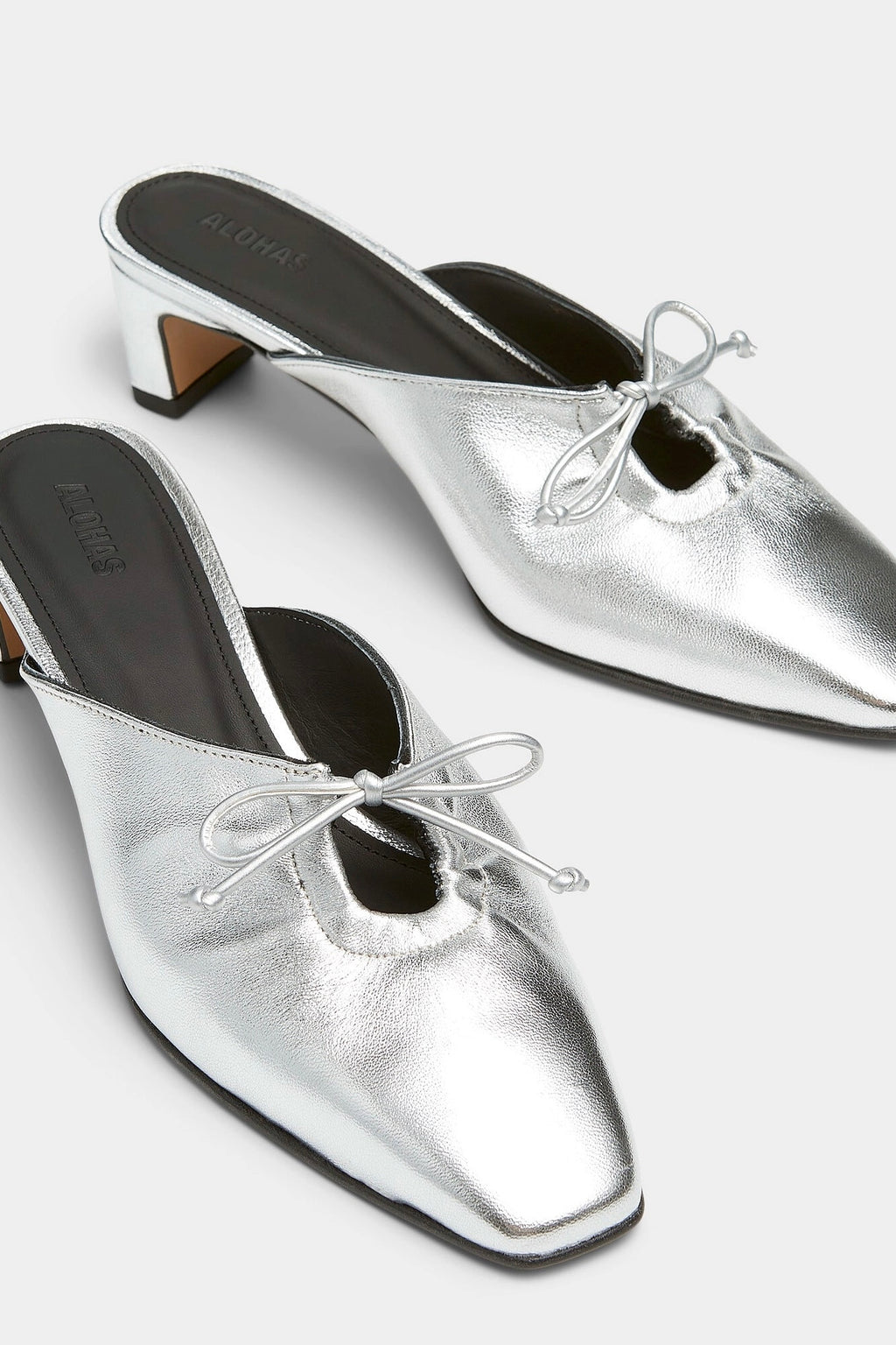 ALOHAS - Amar Shimmer Silver Leather Mules