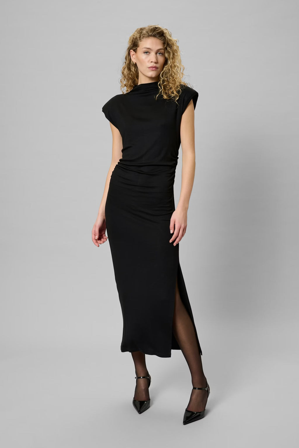 My Essential Wardrobe - Giggo Long Dress