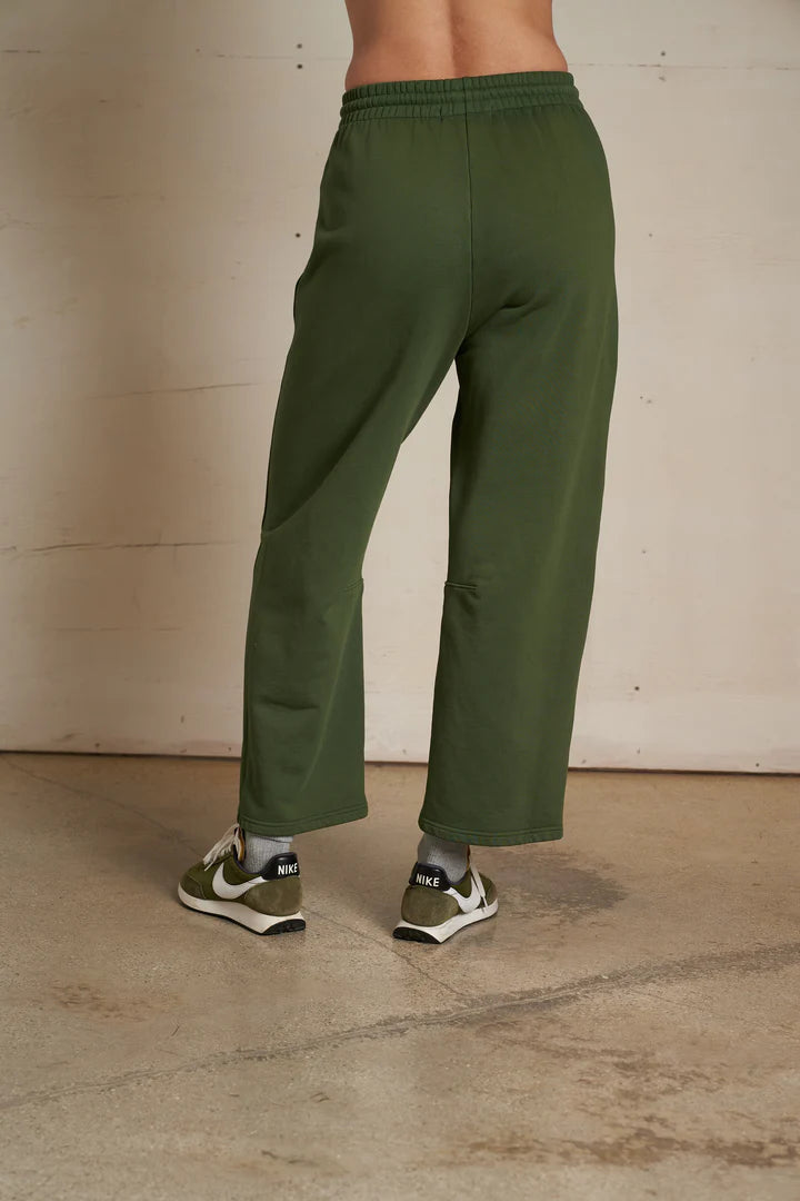 Perfect White Tee - Fallon Fleece Pants (fern)