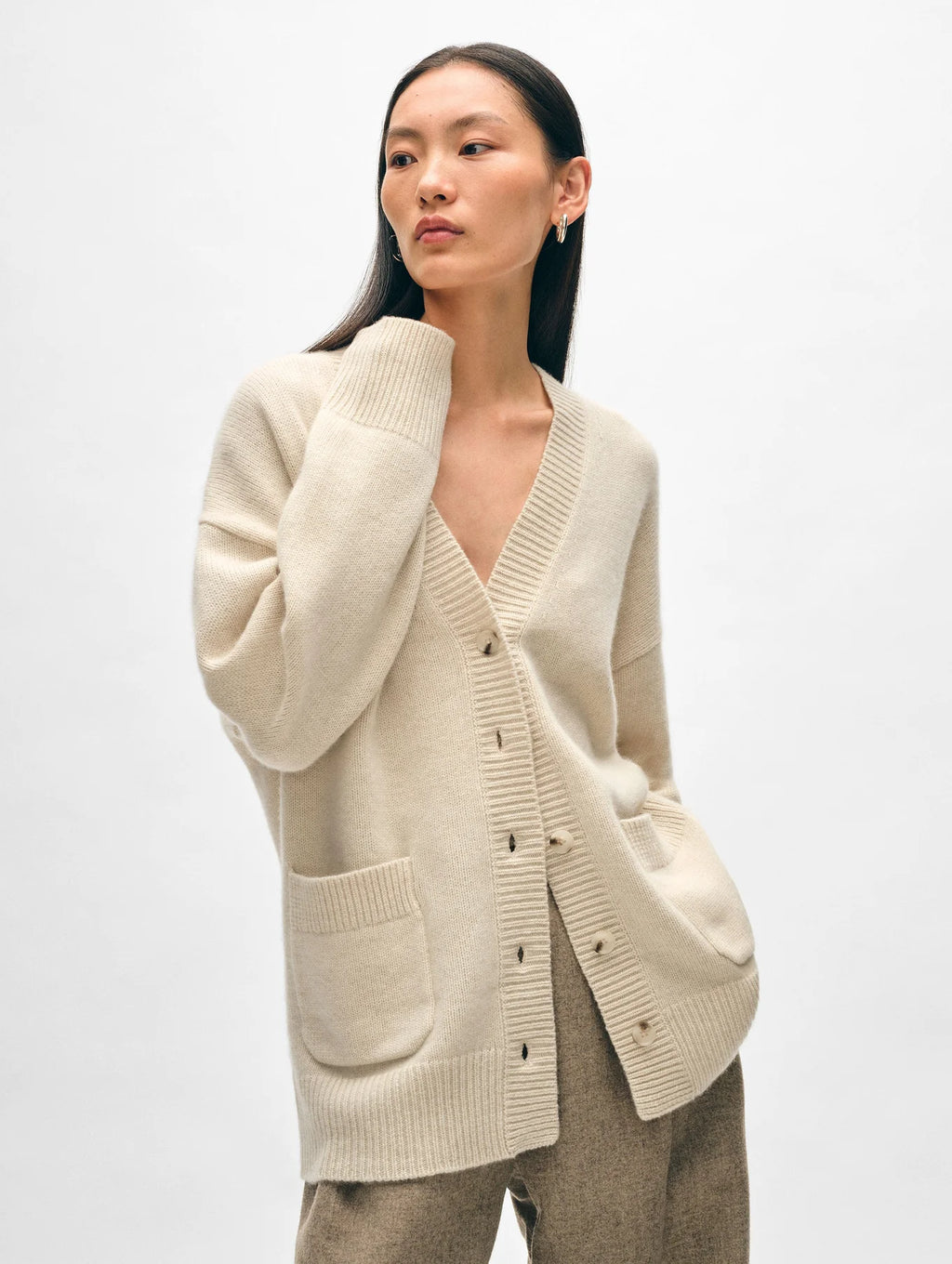 White + Warren - Cashmere luxe pocket cardigan